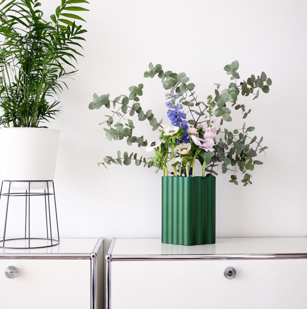 开云手机入口 - 附件|花器|办公家具|开云中国家具|云朵花瓶